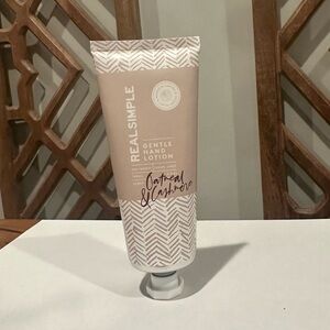 Real Simple Oatmeal Blossom Hand Lotion - Cream 100mL (3.4Oz) NWT